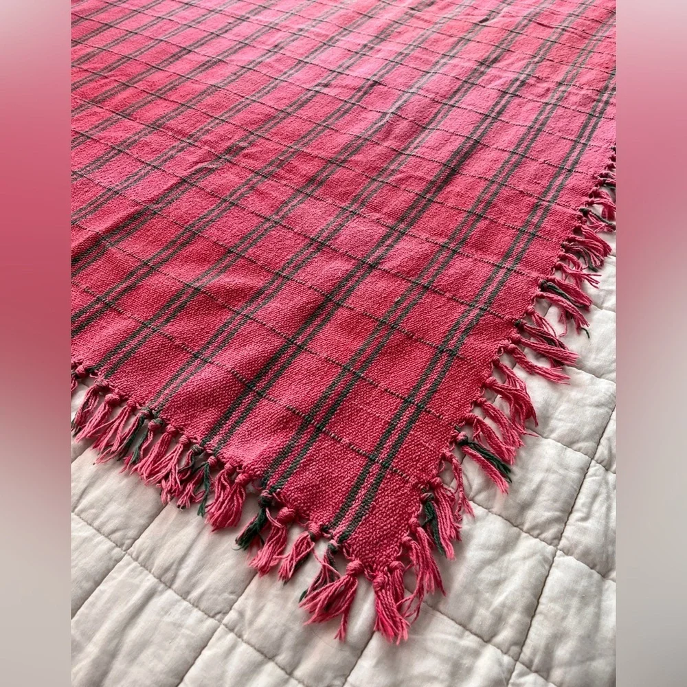 Vintage red green plaid cotton fringe throw blanket | Cabincore | 53 x 44